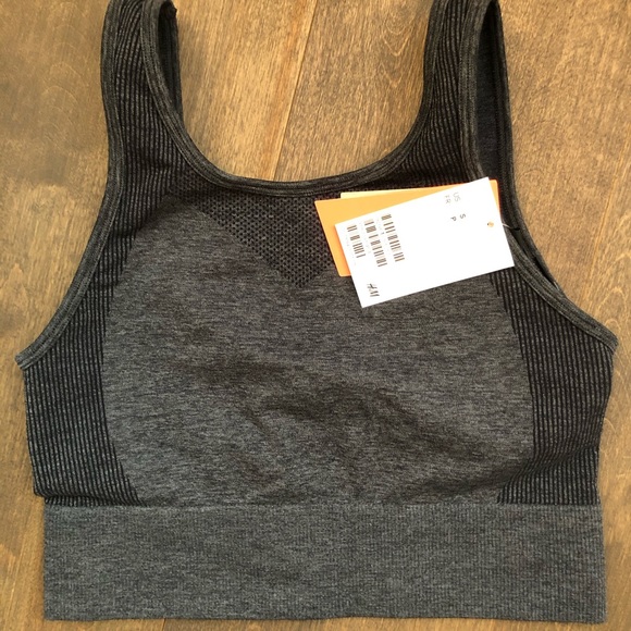 NWT- Sports Top and Seamless Leggings High Waist - Picture 3 of 6